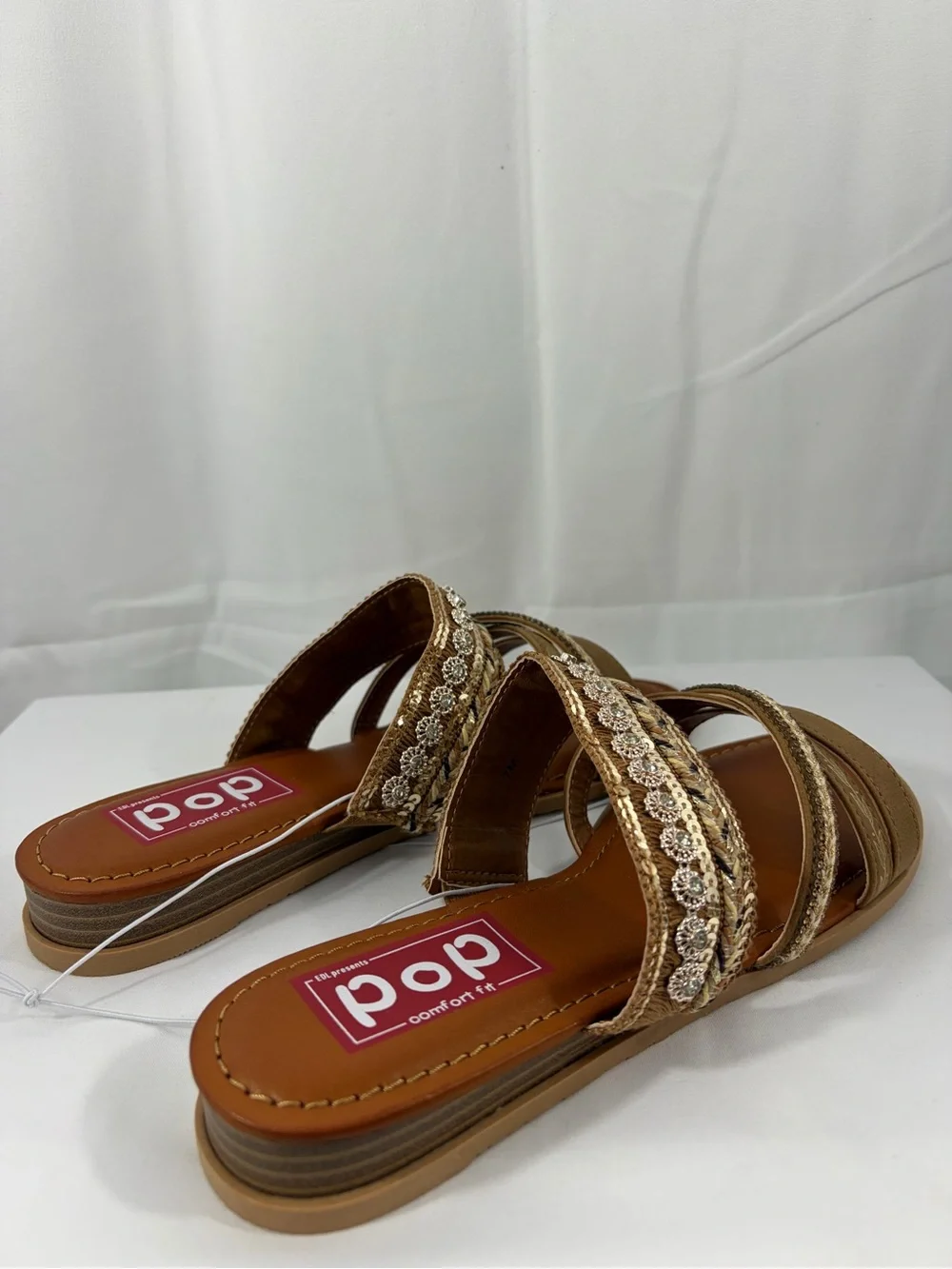 NWT pop Women’s Size 7 Gold Silver Braided Sequin Slide Sandals